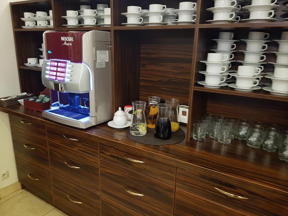 Hotel Pikul Puławy エクステリア 写真